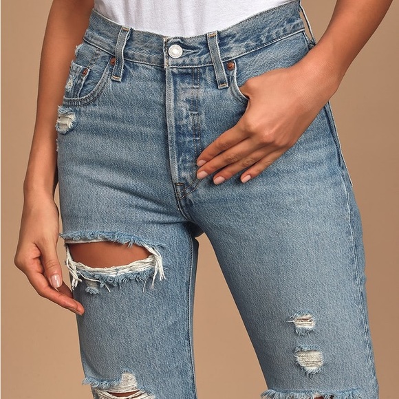 NWT Levi’s 501 High-Rise Distressed Jeans - Picture 2 of 9